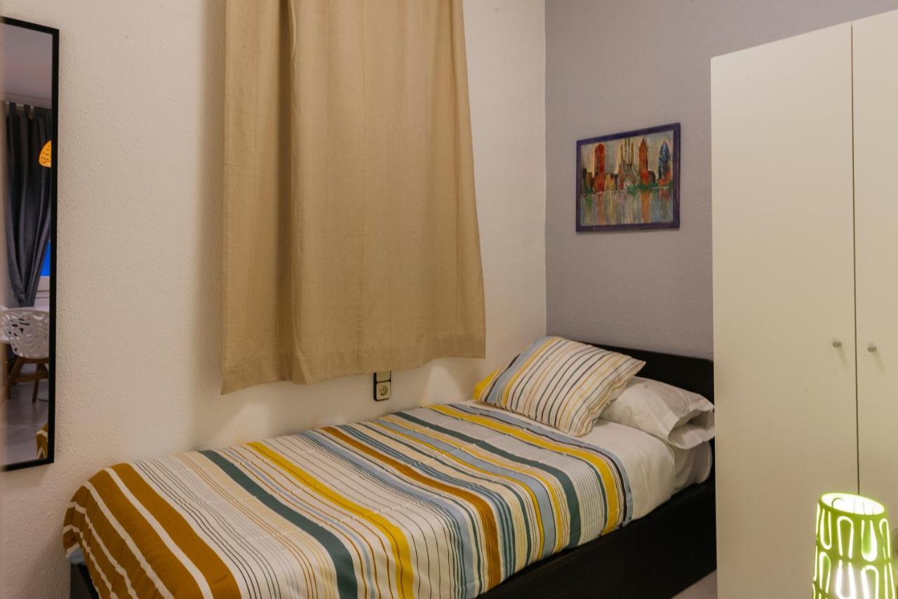 Apartamento Eixample Sants Estacio Barcelona Kültér fotó